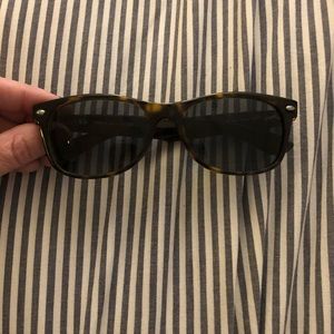 Rayban New Wayfarer RB2132 LIKE NEW NO SCRATCHES!